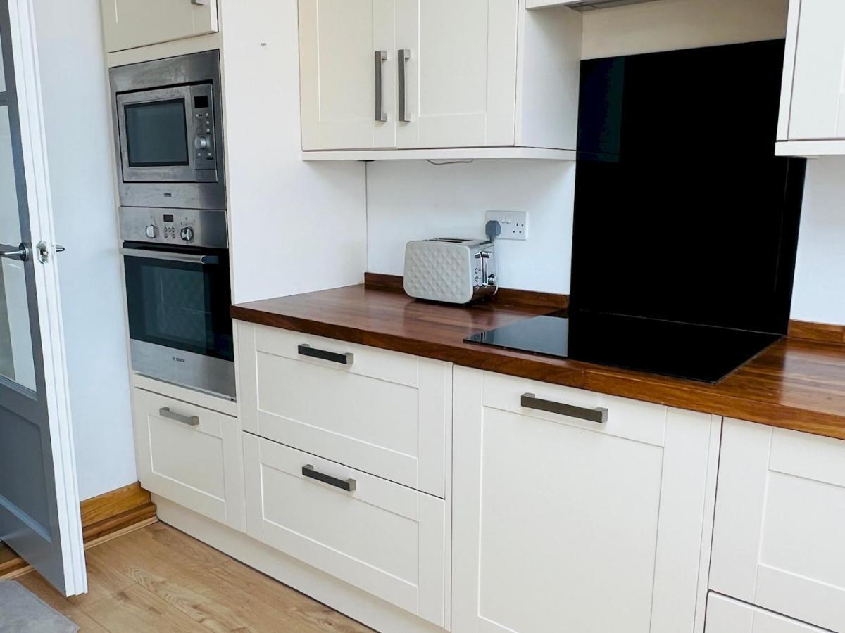 Pass The Keys Fabulous Beach Front Holiday Location Lydd Bagian luar foto