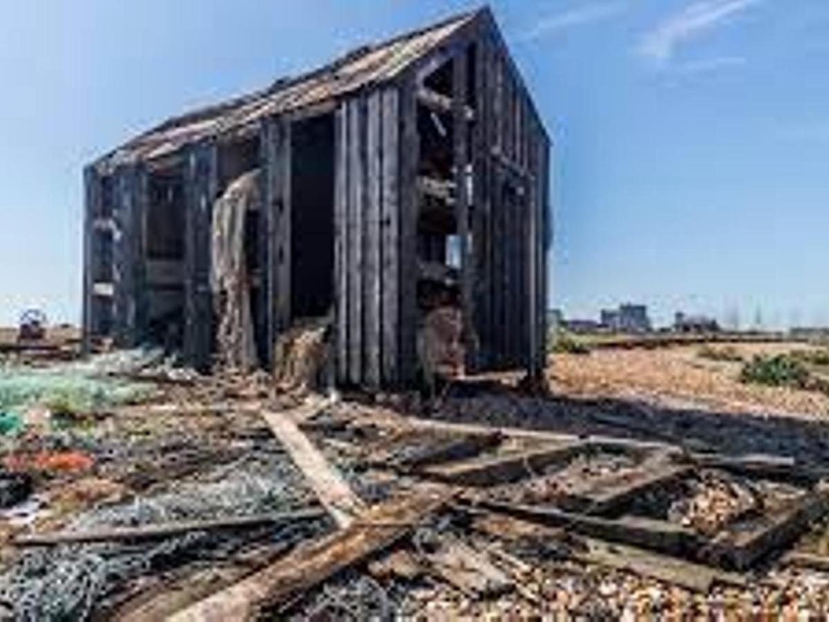 Pass The Keys Fabulous Beach Front Holiday Location Lydd Bagian luar foto